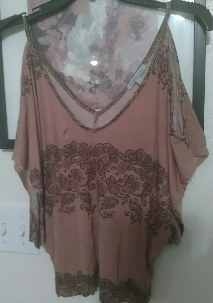 Lace Patterned Cold Shoulder Top
